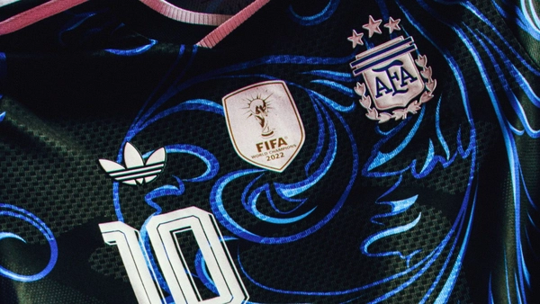 2026阿根廷世足球衣創造獨特的漩渦花紋